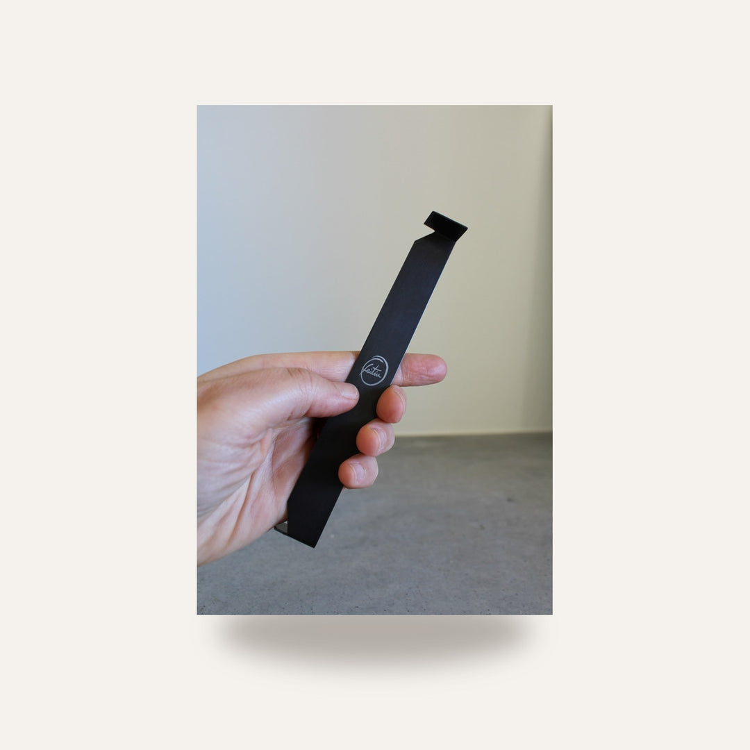 AC-04 FERRAMENTA TORNO — amostra cozida