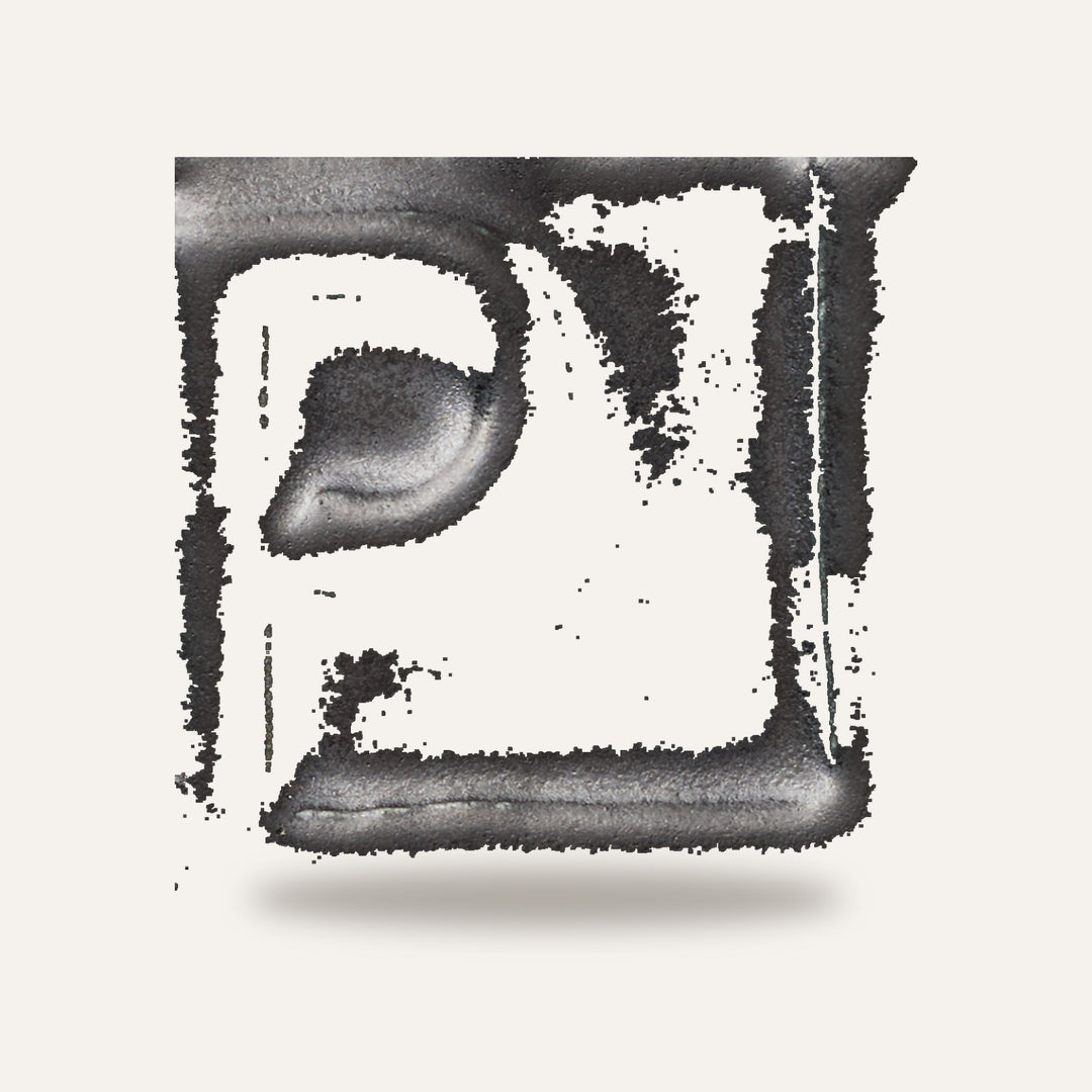 GRES O 10571 NEGRO MATE — amostra cozida