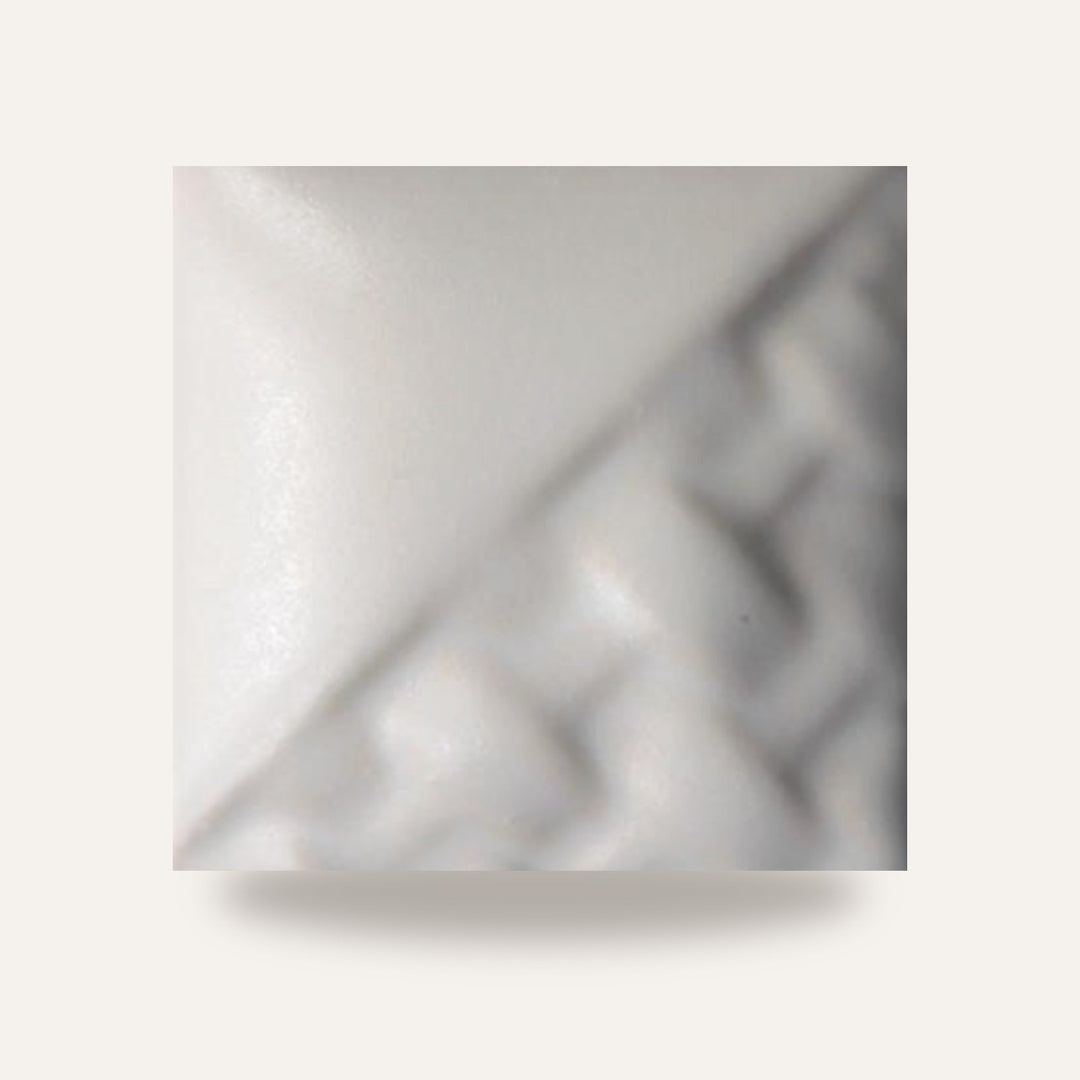 STONEWARE SW-141 WHITE MATE — amostra cozida